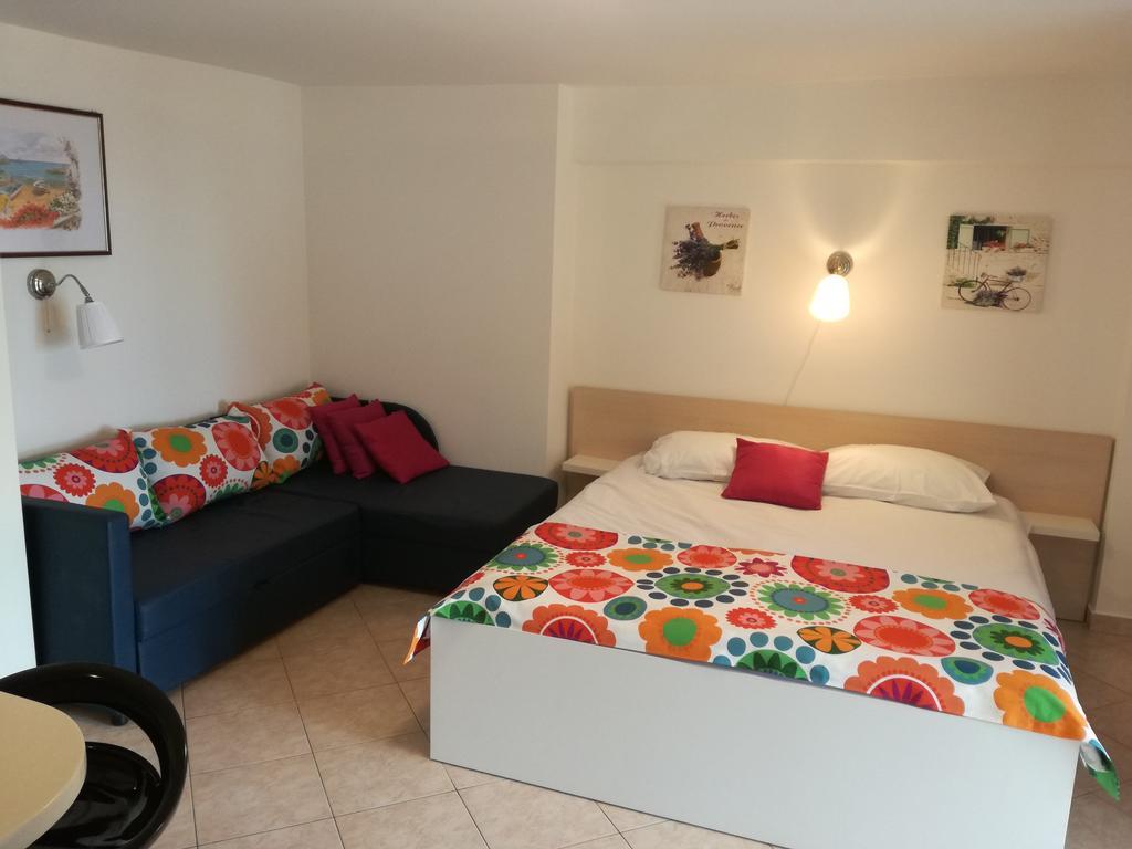 Guesthouse Villa Juric Crikvenica Kültér fotó